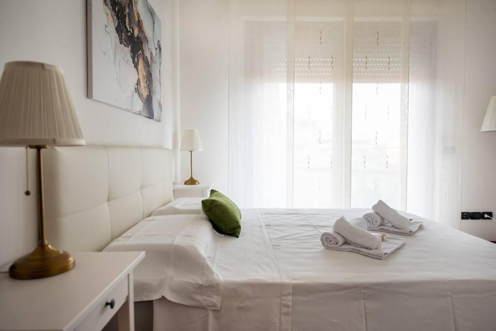 Attico Vicino Milano, Mxp, Rho Fiera Apartment Busto Arsizio Exterior foto